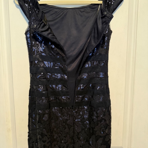 Tadashi Shoji Sequin Navy Blue Sequin Mesh Evening Gown Maxi Dress Size 2 - Picture 12 of 16